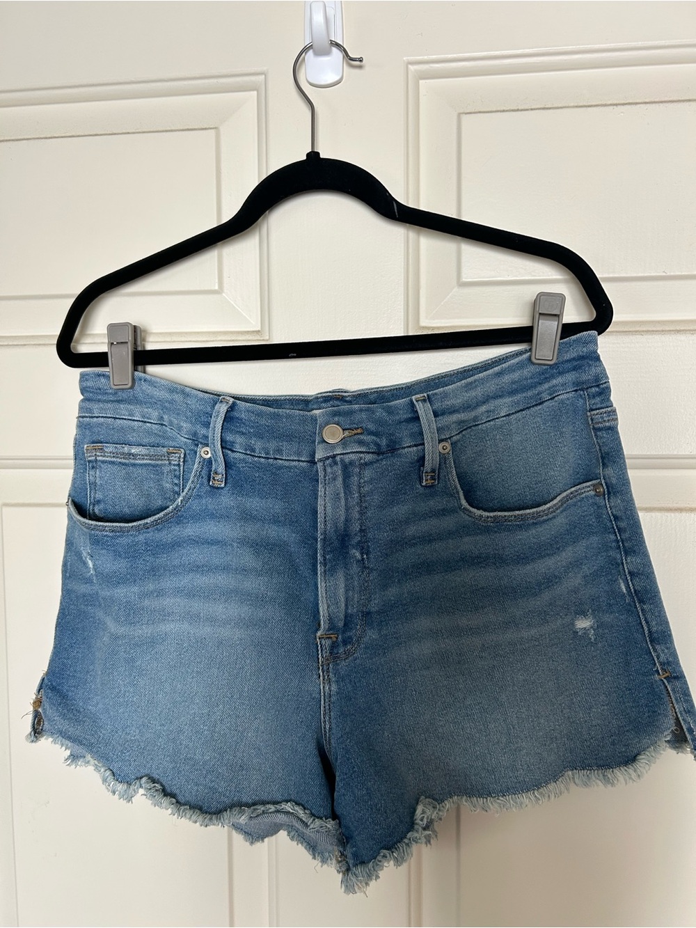 Good American Good Curve Blue Jean Shorts